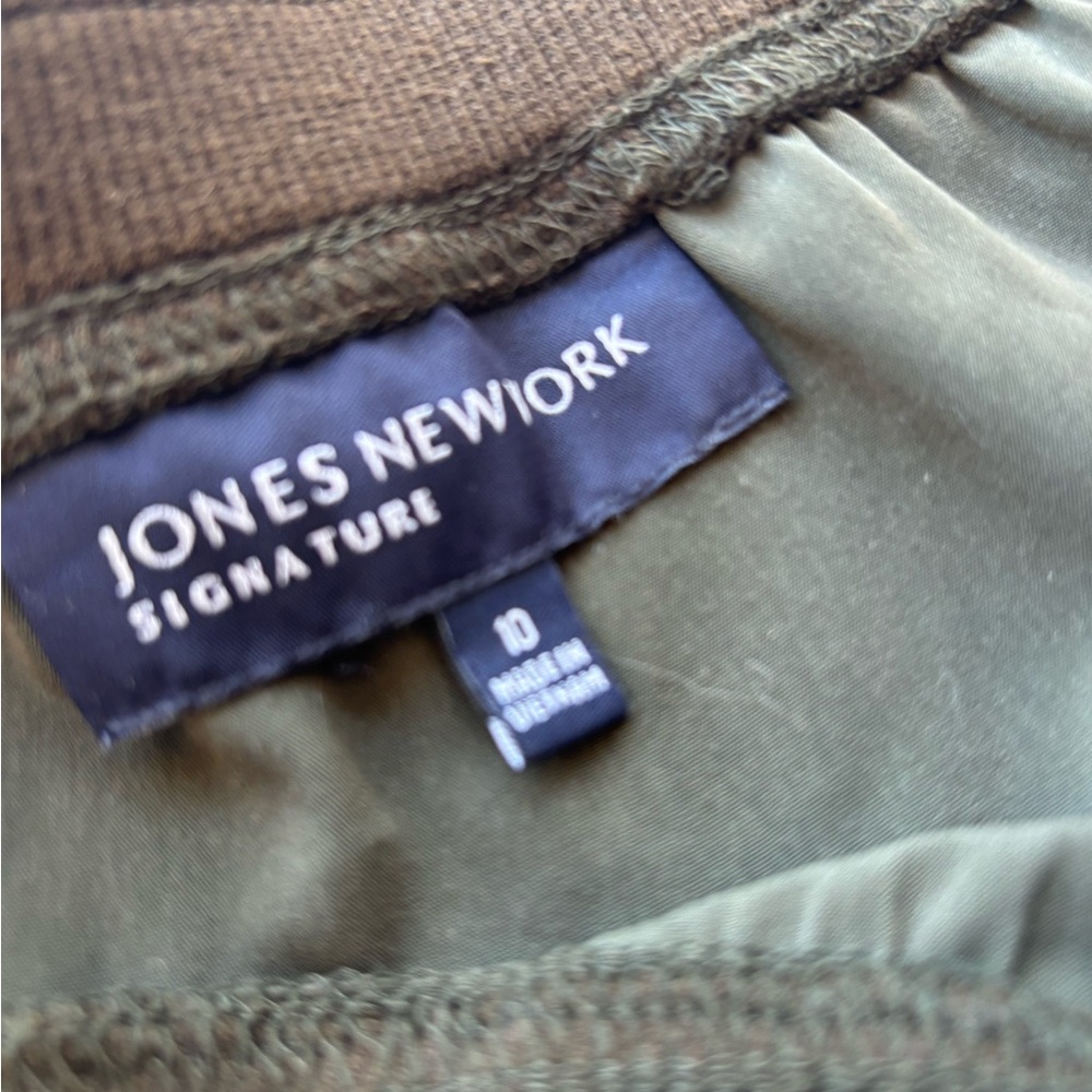 Jones New York Signature Green skirt